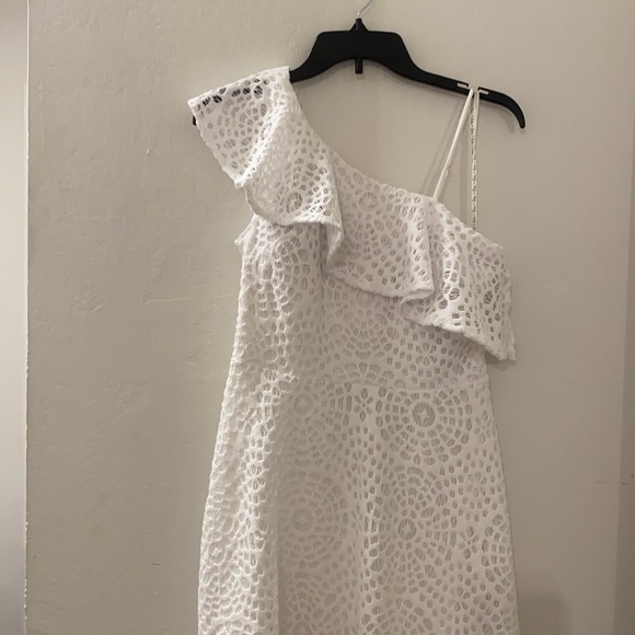 Lilly Pulitzer Asymmetrical Crochet Dress - Picture 2 of 5